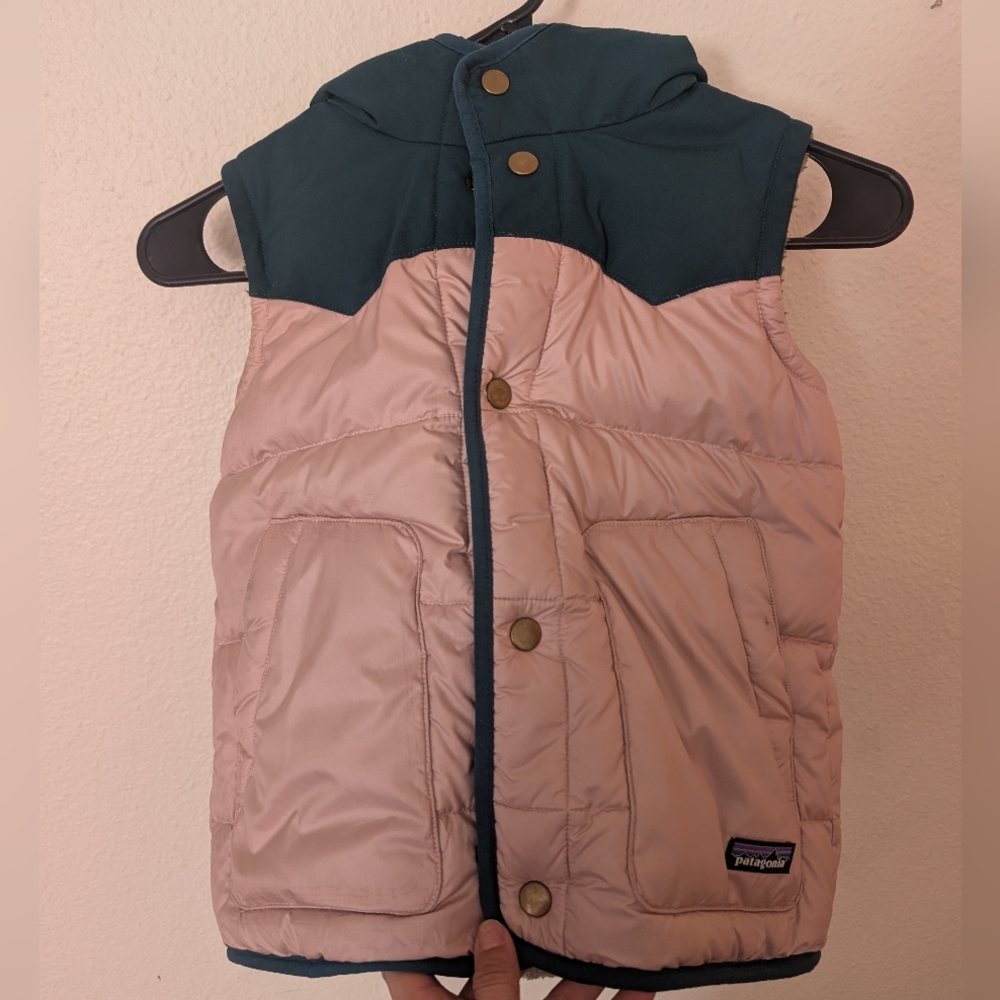 Girls Patagonia Reversible Bivy Down Vest